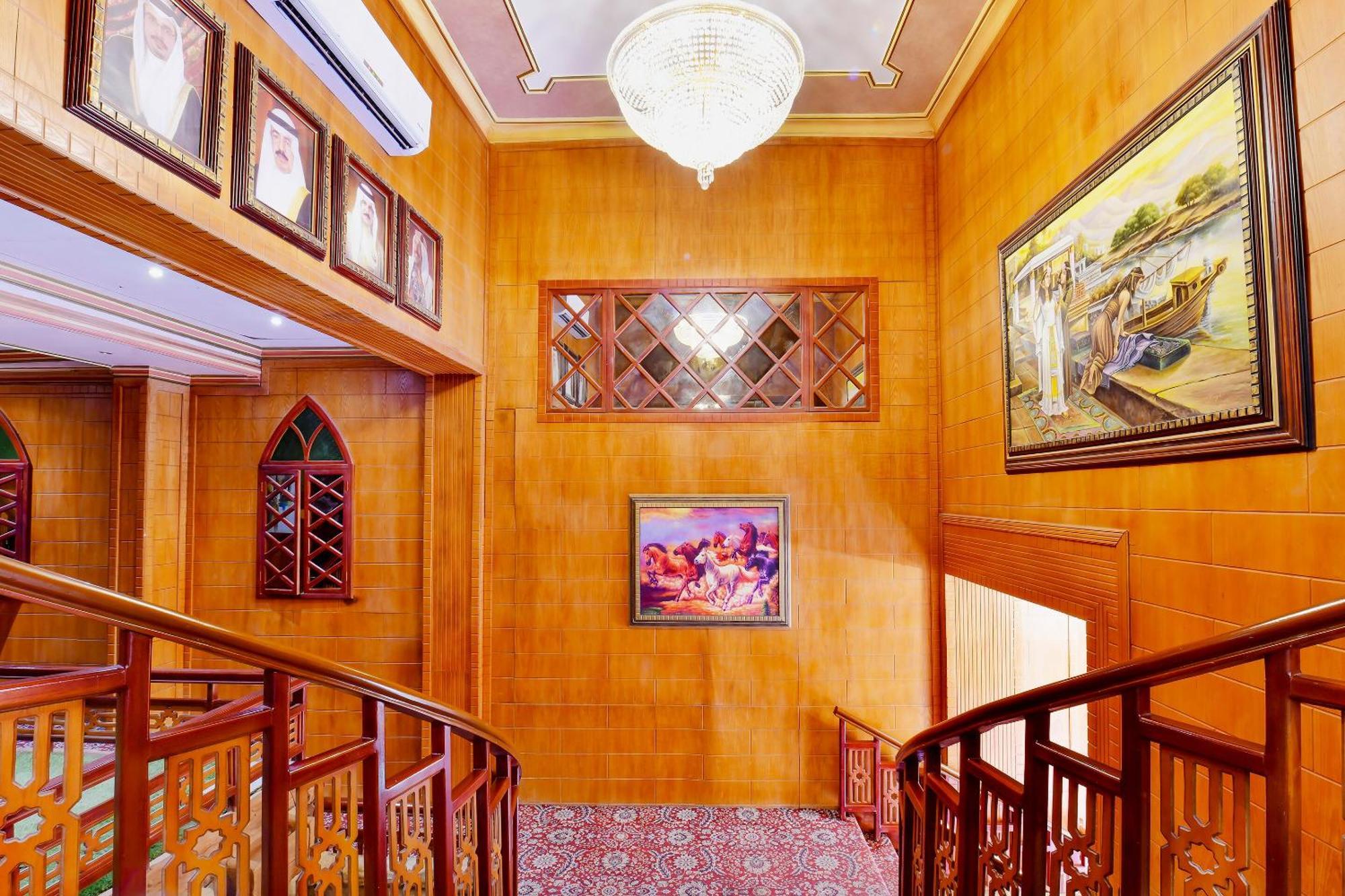 מנאמה Capital O 125 Moon Plaza Hotel מראה חיצוני תמונה