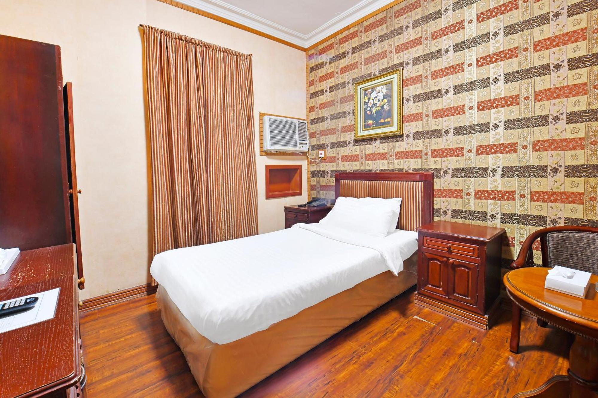 מנאמה Capital O 125 Moon Plaza Hotel מראה חיצוני תמונה