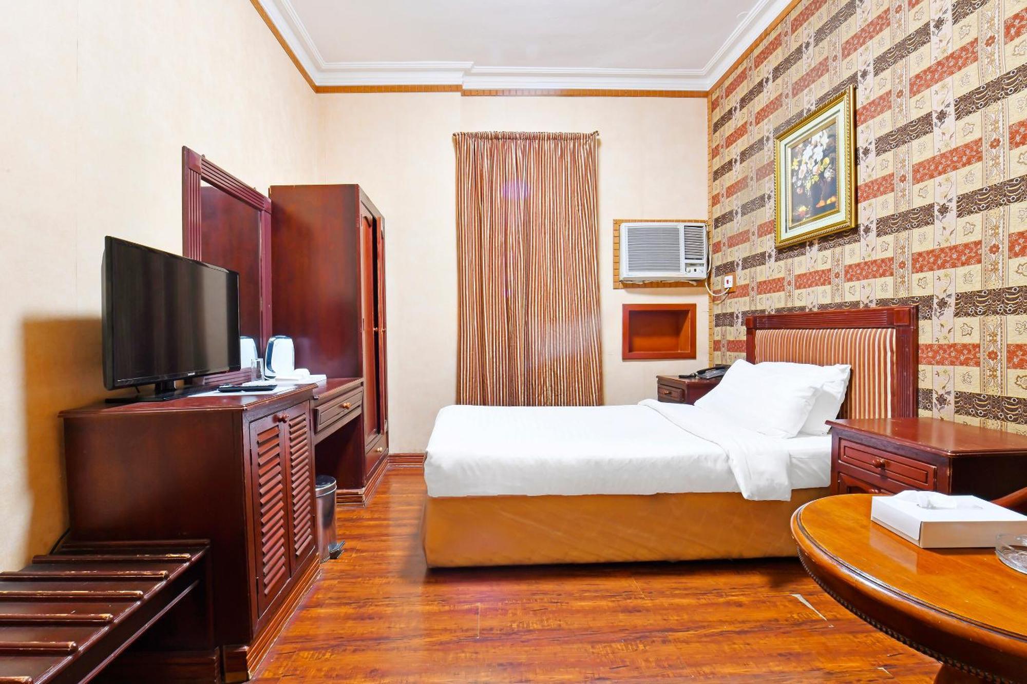 מנאמה Capital O 125 Moon Plaza Hotel מראה חיצוני תמונה