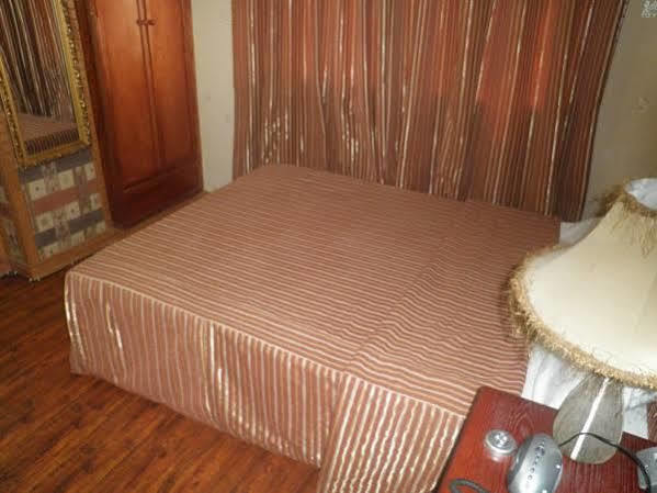 מנאמה Capital O 125 Moon Plaza Hotel מראה חיצוני תמונה